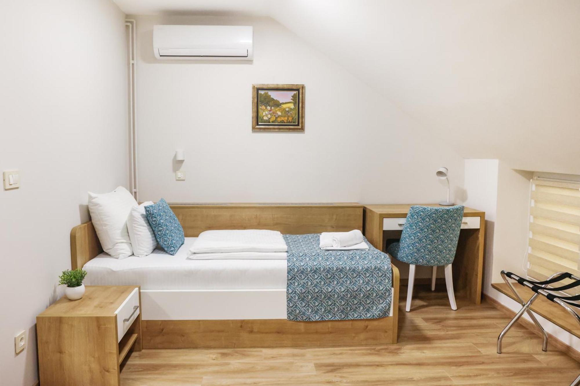 Grand Park Rooms & Apartments Čačak Eksteriør bilde
