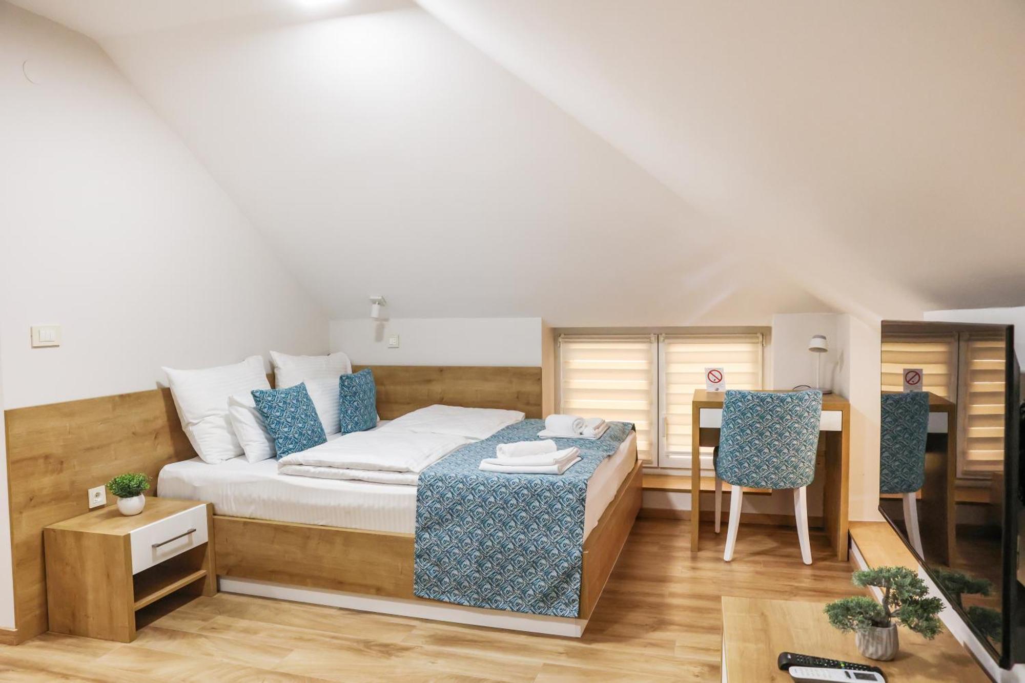 Grand Park Rooms & Apartments Čačak Eksteriør bilde